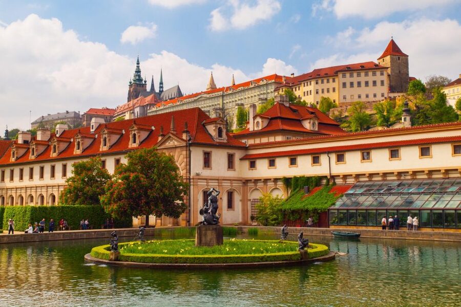 Prague Castle & Castle District: 2-Hour Guided Tour - Walking, Languages, and Comfort