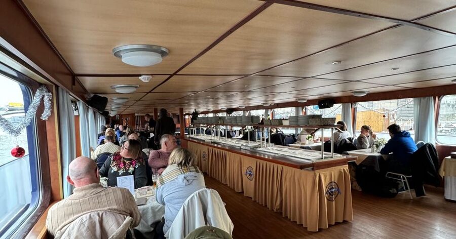 Prague Castle Interiors, Bus Tour and Vltava River Cruise - Prague Castle: a guided visit with a clear route