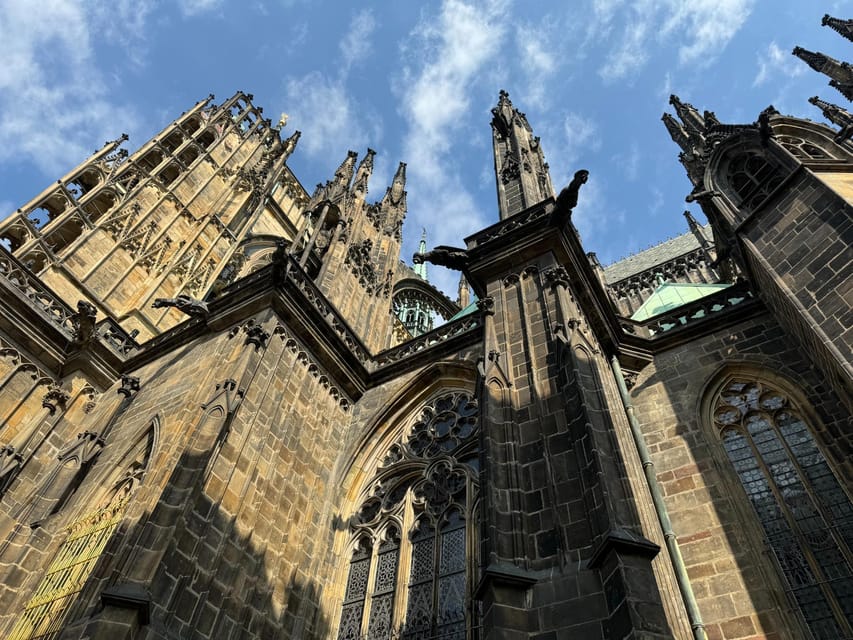 Prague Castle Interiors & Changing of the Guard-Small group - Key things to know before you go