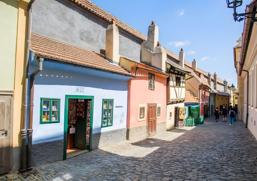 Prague Castle: Royal Palace, Cathedral, and Golden Lane Tour - Key points to know before you book