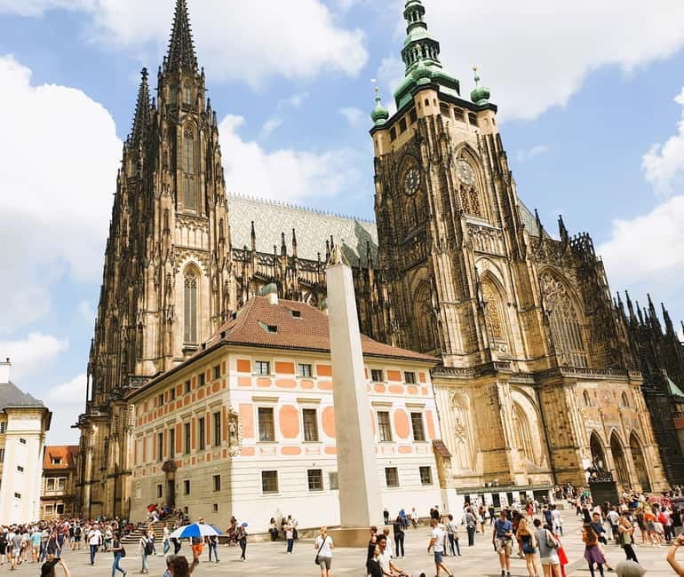 Prague Castle Ticket & Audioguide with Pick-up in GPG Office - Begin at Maiselova 5, not at the castle