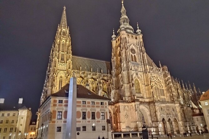 Prague Castle tour - St. Vitus Cathedral: the grand centerpiece
