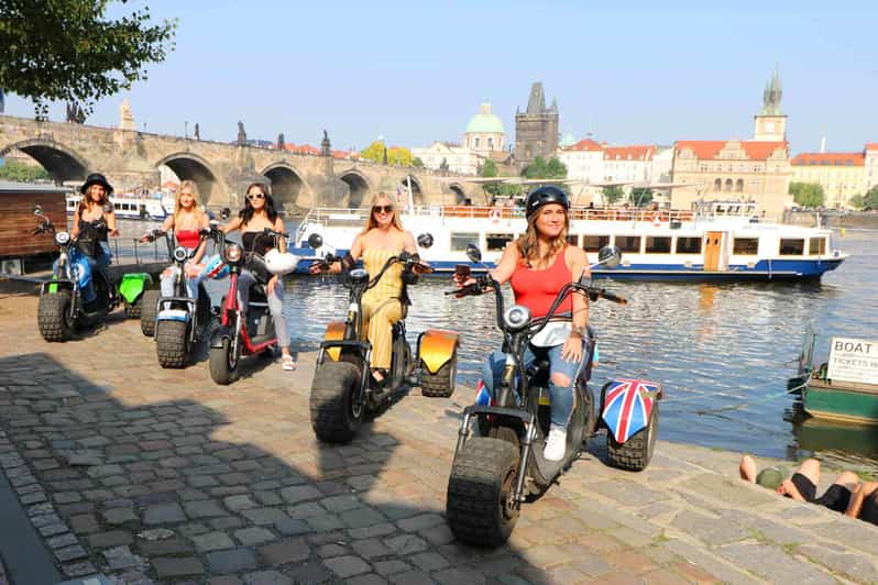 Prague: Castle Viewpoints & Charles Bridge Trike Tour - Charles Bridge to the Franz Kafka Museum