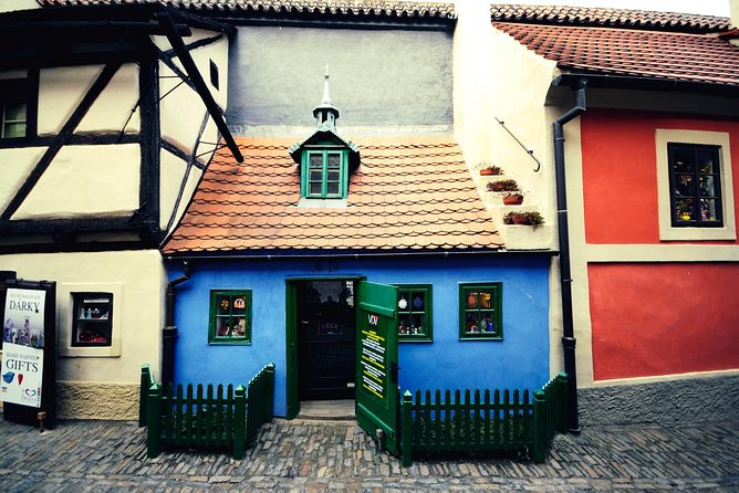 Prague Castle Walking Tour - Golden Lane’s tiny houses and postcard appeal