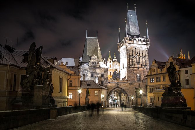 Prague Fairytale Tour: Old Town And Castle private tour - Is $178.84 per person fair?