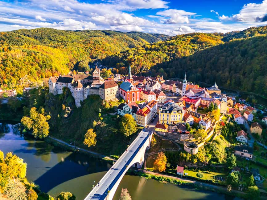Prague: Karlovy Vary & Loket Tour with Hot Springs & Castle - Your free hour in Karlovy Vary