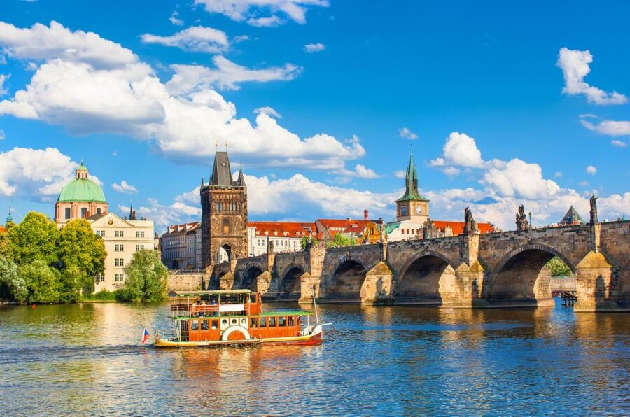 Prague Old Town Family Tour, Attractions, Royal Castle - Why this Prague tour works well for families