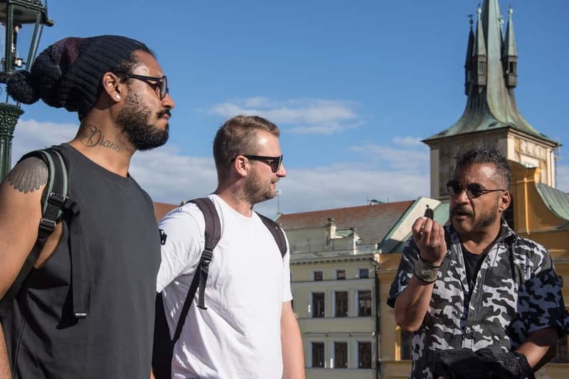 Prague: Old Town, Prague Castle & River Cruise Day Tour - Čertovka and the Prague Venice cruise