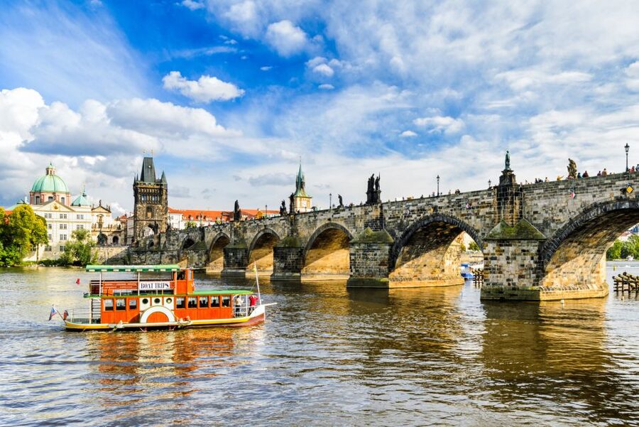 Prague: Prague Castle and Little Quarter Guided Walking Tour - Why this Prague walk works well