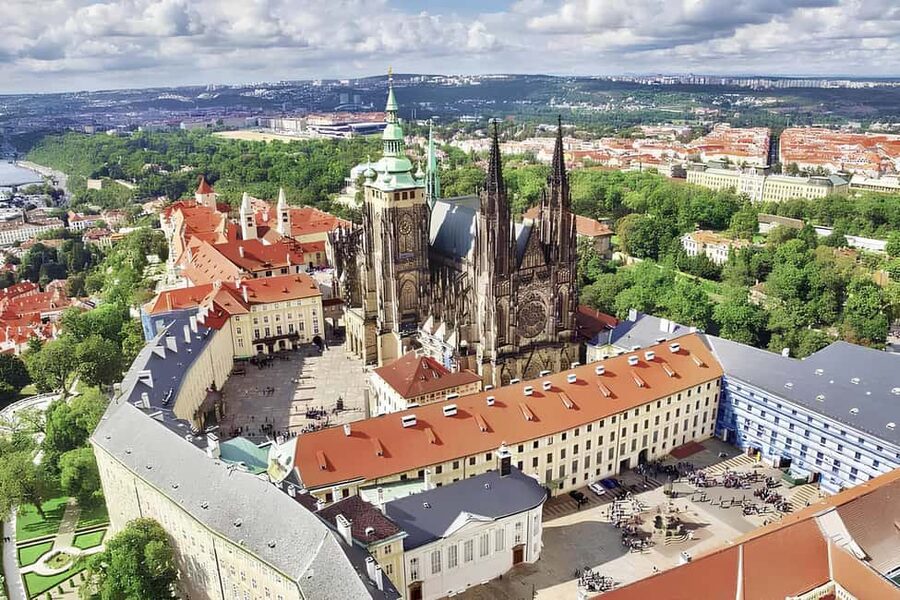 Prague: Prague Castle Skip-the-Line Ticket with Audioguide - Key points to know before you book