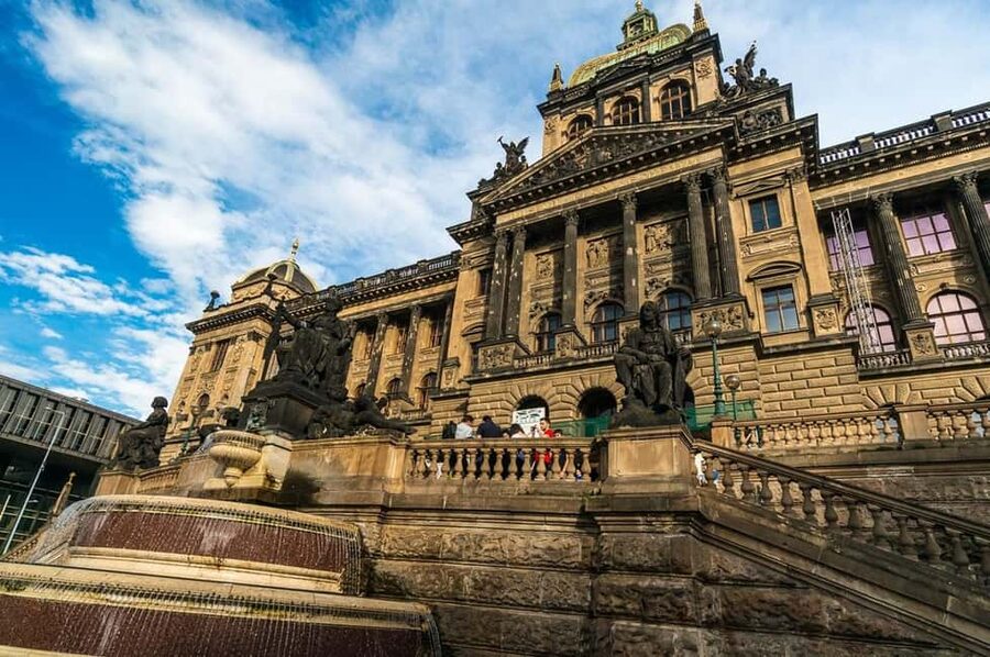 Prague Private Highlights Tour: Castle, Bridge & Old Town - Charles Bridge brings the classic Prague view