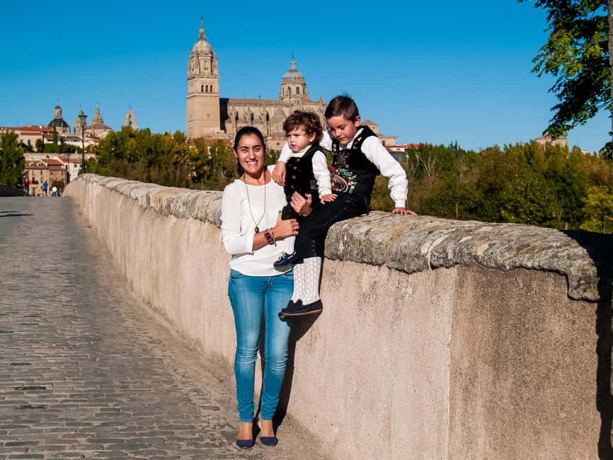 Prague Private Highlights Tour: Castle, Bridge & Old Town - Old Town gives you the right opening view