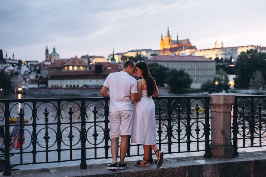 Prague: Professional Photoshoot at Prague Castle - Key points at a glance
