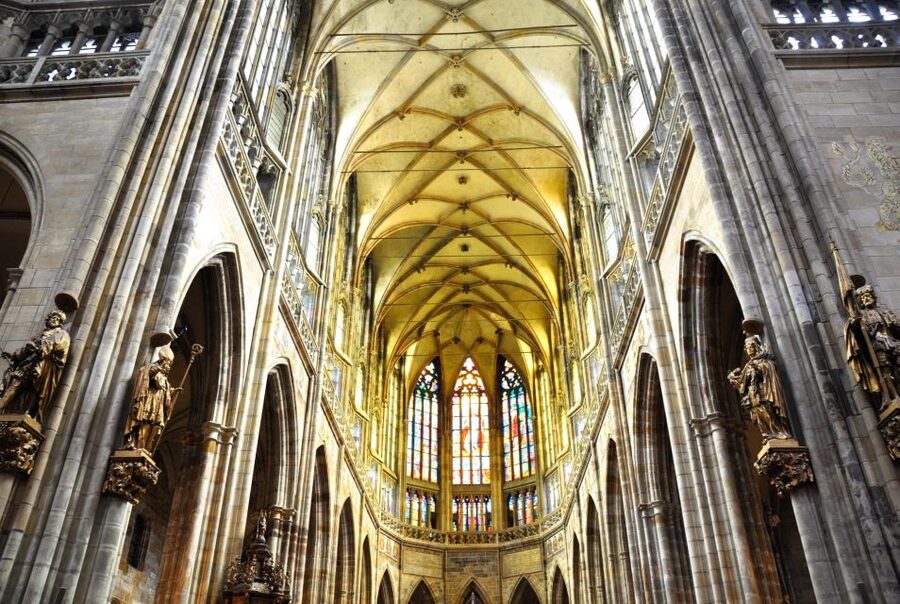 Prague Royal Castle, St Vitus, Golden Lane Tour with Tickets - Why a private guide matters at Prague Castle