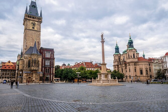 Prague Walking Tour of Old Town, Charles Bridge and Prague Castle - Old Town Hall and the Astronomical Clock