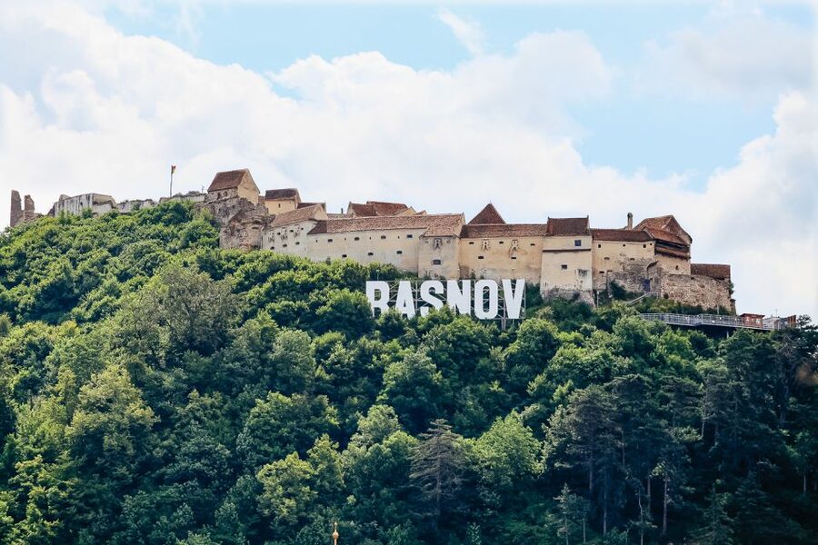 Premium Tour Bran & Peles Castle from Bucharest - Bran Castle and the Dracula connection