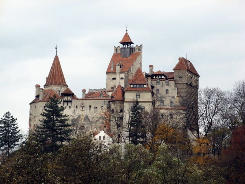 Premium Tour Bran & Peles Castle from Bucharest - What the $116 price really buys you