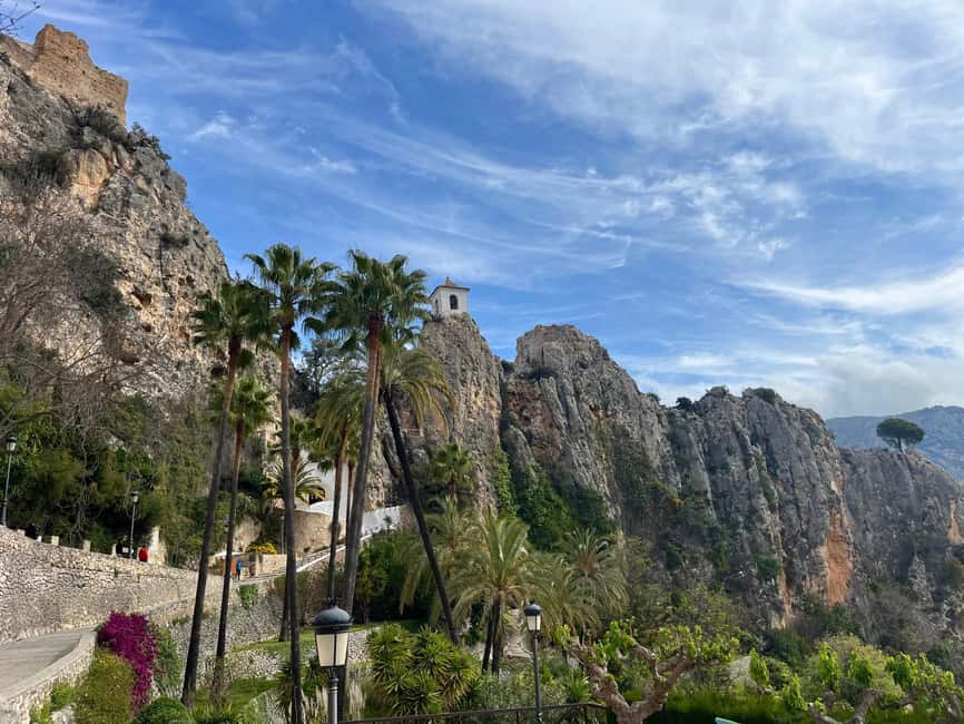 Premium Tour: Winery 7 Tastings + Guadalest Castle | Small group - Timing, pace, and what 330 minutes really means