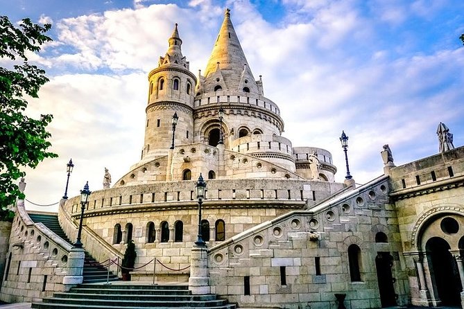 Private Buda Castle walking tour & Danube river cruise with Margaret Island stop - Fisherman’s Bastion and the postcard view
