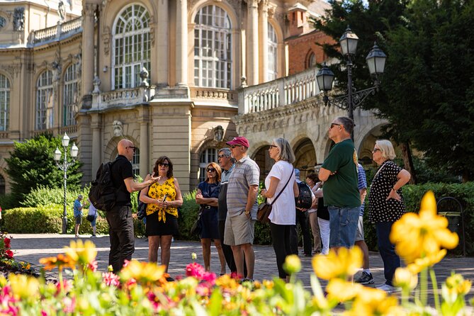 Private Buda Castle Walking Tour with Cake and Matthias Church - Why the private format matters on Castle Hill