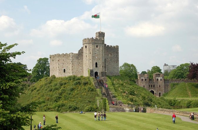 Private Day Tour of Cardiff, including Cardiff Castle, St Fagans, & Cardiff Bay - Key things to know before booking