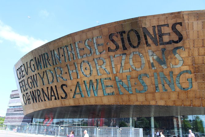 Private Day Tour of Cardiff, including Cardiff Castle, St Fagans, & Cardiff Bay - A long Cardiff day with a clear sense of place