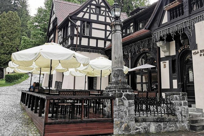 Private Day Tour - Transylvania & Dracula's Castle Through The BackDoor! - Brasov’s old town on foot