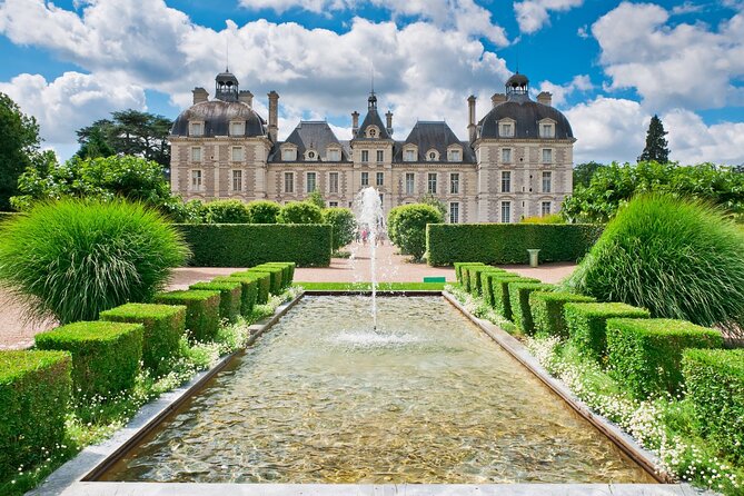 Private Day Trip to the Châteaux DE la Loire - Cheverny: a lived-in home with a Tintin connection