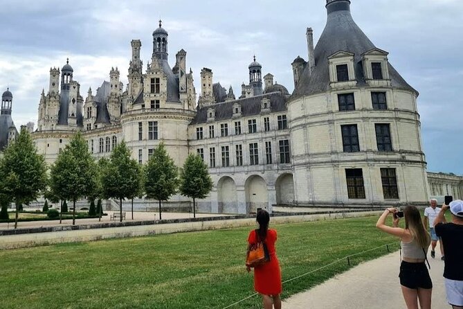 Private Day Trip to the Châteaux DE la Loire - What the price includes, and what it does not