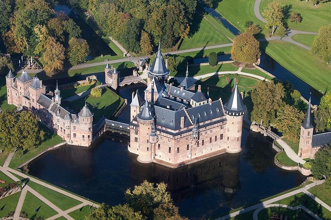 Private day trip to the Dutch castles from Amsterdam - Kasteel de Haar: restored grandeur and nineteenth-century style