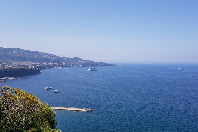 Private daytour medieval castles from Civitavecchia port - Orvieto and one of Italy’s great Gothic churches
