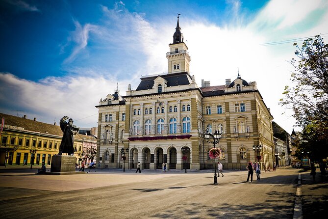 Private Half Day Serbia Tour Novi Sad and Petrovaradin Fortress - The local market and everyday city life