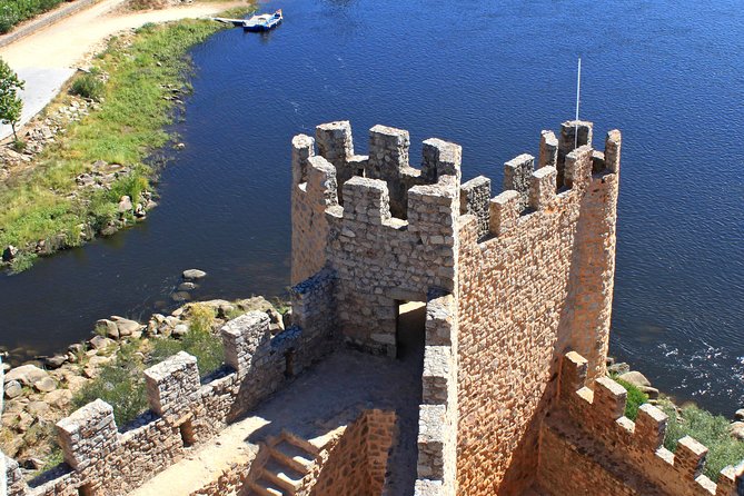 Private Knights Templar Full-Day Tour to Tomar, Almourol Castle and Constância - Constância, Camões and a quieter Portugal