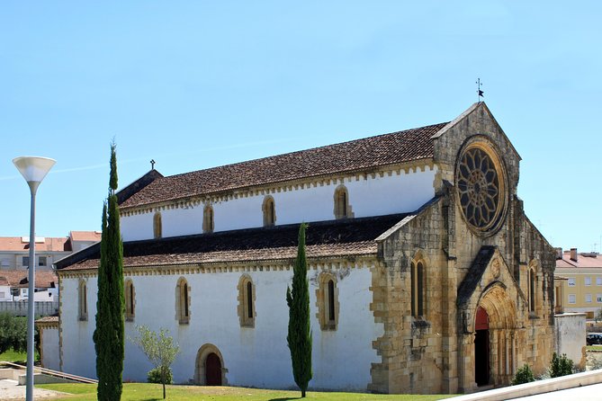 Private Knights Templar Full-Day Tour to Tomar, Almourol Castle and Constância - Who should book this day?