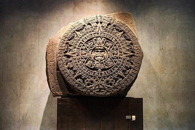 PRIVATE Tour Downtown & Anthropology Museum & Chapultepec Castle - Templo Mayor and the buried Mexica capital
