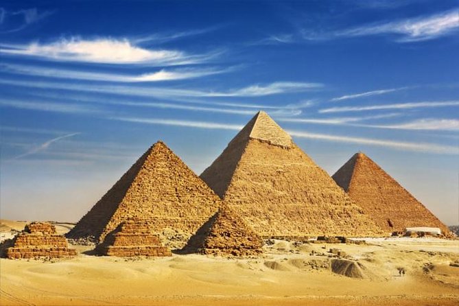 Private Tour: Giza Pyramids, Citadel, Old Cairo And Khan El-Khalili Bazaar - The Sphinx, Valley Temple, and panoramic viewpoint