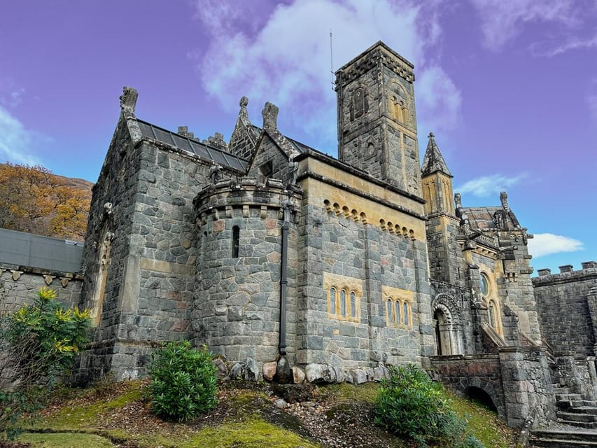 Private Tour of Highlands, Lochs & Castles from Edinburgh - Glencoe and the Three Sisters