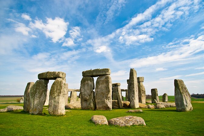 Private Tour of Stonehenge, Bath and Castle Combe. - Key points to know before booking