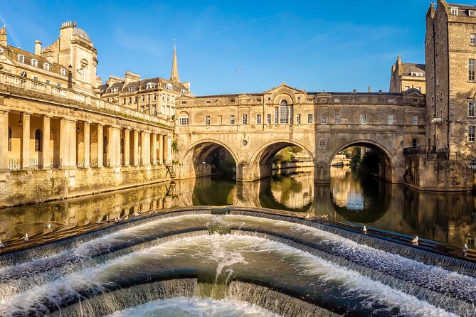 Private Tour of Stonehenge, Bath and Castle Combe. - Three famous English stops in one long day