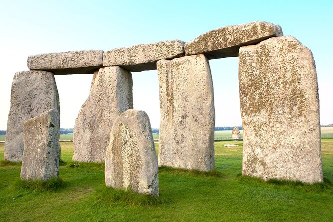 Private Tour of Stonehenge, Bath and Castle Combe. - What the private vehicle adds