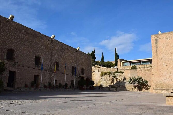 Private Tour to Alicante Bullring and Santa Bárbara Castle - A private visit changes the pace