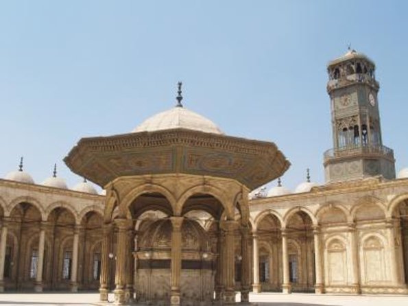 Private tour to Egyptian Museum, Citadel and Old Cairo with Lunch - Key points to know before booking