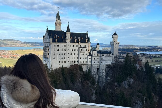 Private tour to Neuschwanstein castle from Munich - The Munich pickup and 110-minute ride