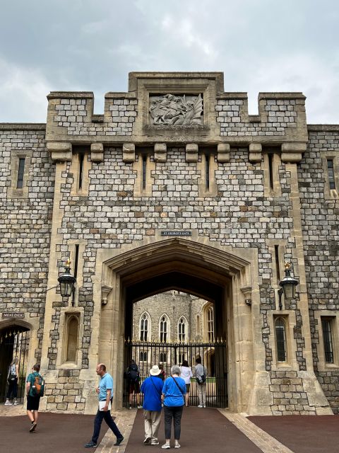 Private trip to Windsor Castle and Stonehenge - St. George’s Chapel and the royal burials