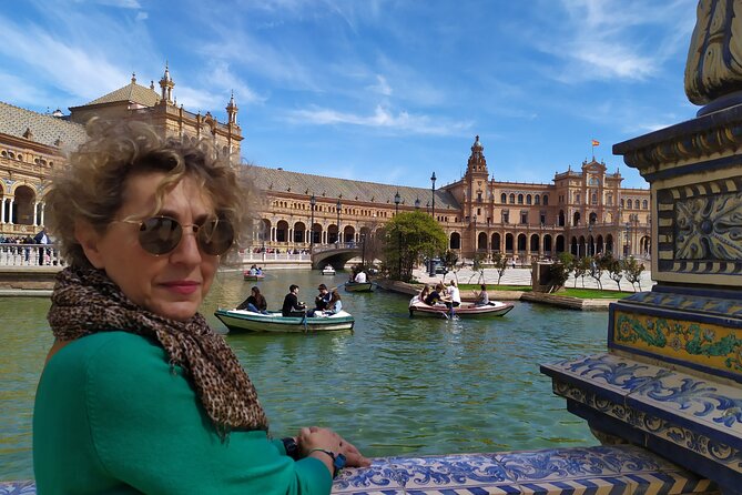 Private Walking Tour Alcazar and Cathedral in Sevilla - The Giralda, from mosque minaret to city symbol