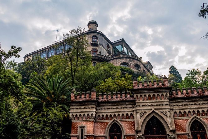 Private Walking Tour Anthropology Museum & Chapultepec Castle - Why this combination works so well