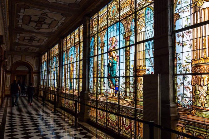 Private Walking Tour Anthropology Museum & Chapultepec Castle - Who should book this experience?