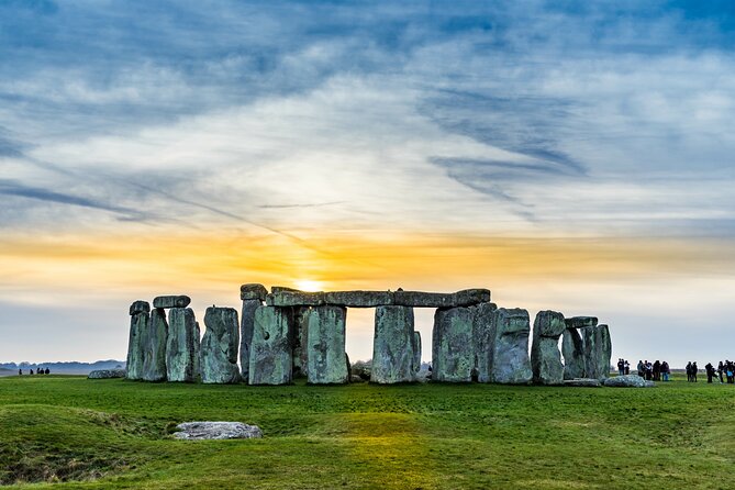 Private Windsor Castle, Stonehenge, The City of Bath Day Tour - Why this private day trip works