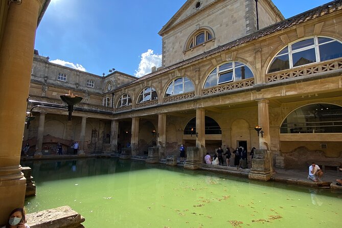Private Windsor Castle, Stonehenge, The City of Bath Day Tour - The guides make or break a long day