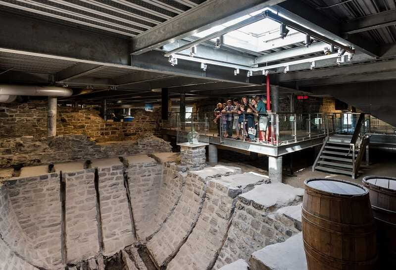 Québec City: Saint-Louis-Forts-and-Châteaux visit - Huron-Wendat Diplomacy and Colonial Alliances